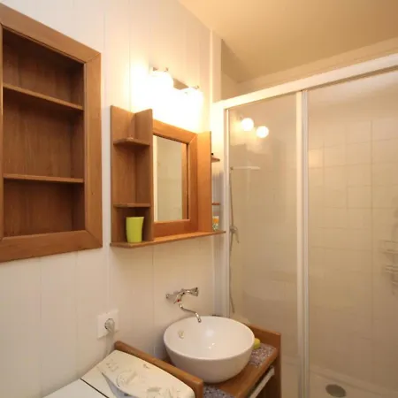 Daire T2 Au Dore Avec Balcon Et Wifi - Fr-1-608-58